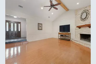 618 Brent Drive, Arlington, TX 76012 - Photo 3