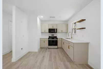 5508 Alter Drive, Fort Worth, TX 76119 - Photo 9