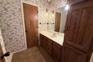 4405 Kingswick Dr, Arlington, TX 76016 - Photo 3