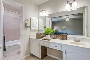 7913 Bermejo Rd, Fort Worth, TX 76112 - Photo 25