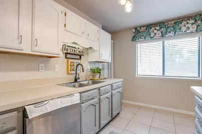 7913 Bermejo Road, Fort Worth, TX 76112 - Photo 19