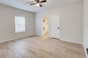 1213 College St, Grand Prairie, TX 75050 - Photo 13