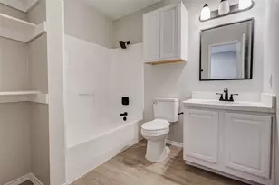 1213 College St, Grand Prairie, TX 75050 - Photo 19