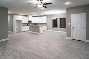 [Address not provided], Fort Worth, TX 76105 - Photo 7