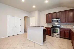 6237 Chalk Hollow Dr, Fort Worth, TX 76179 - Photo 7