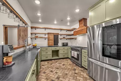 245 Windmill Lane, Waco, TX 76705 - Photo 9