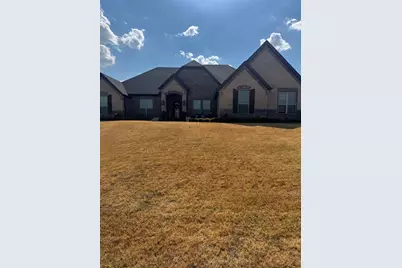 329 Kenyon Court, Granbury, TX 76049 - Photo 1