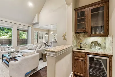 8523 Lakemont Drive, Dallas, TX 75209 - Photo 15
