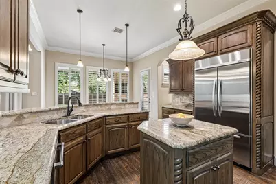 8523 Lakemont Drive, Dallas, TX 75209 - Photo 5