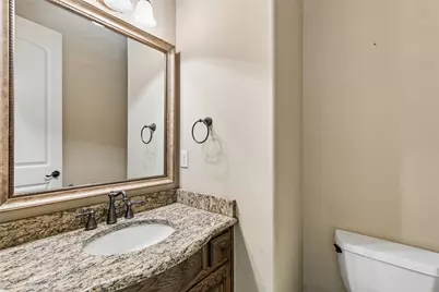 8523 Lakemont Drive, Dallas, TX 75209 - Photo 11