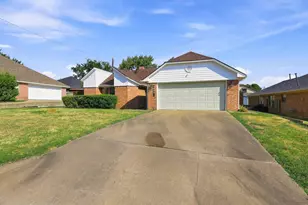 1841 Glenway Dr, Sherman, TX 75092 - Photo 3