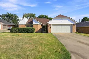 1841 Glenway Dr, Sherman, TX 75092 - Photo 1
