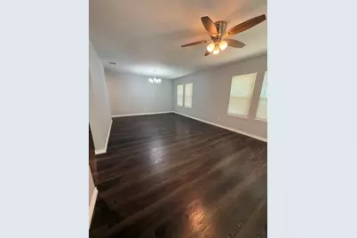 3823 Jamaica, Dallas, TX 75210 - Photo 3