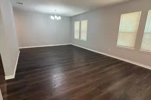 3823 Jamaica, Dallas, TX 75210 - Photo 3