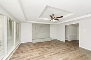 422 Ash Ln, Lancaster, TX 75146 - Photo 7