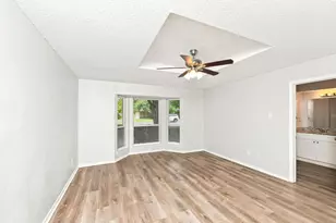 422 Ash Ln, Lancaster, TX 75146 - Photo 5