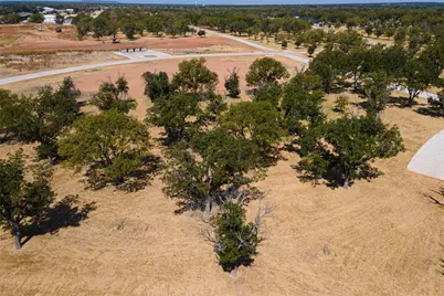 2312 E Landings S, Granbury, TX 76049 - Photo 3