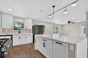 3615 Morningstar Ln, Farmers Branch, TX 75234 - Photo 7