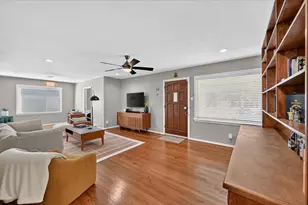 11214 Sinclair Ave, Dallas, TX 75218 - Photo 7