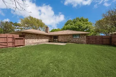 435 Cambridge Drive, DeSoto, TX 75115 - Photo 13