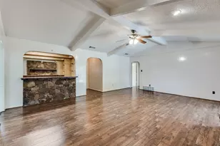 435 Cambridge Dr, DeSoto, TX 75115 - Photo 3