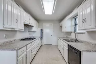 435 Cambridge Dr, DeSoto, TX 75115 - Photo 5