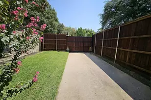 3827 Ashbury Ln, Bedford, TX 76021 - Photo 9