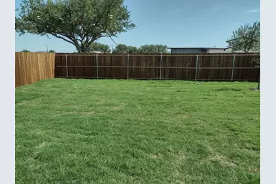 1565 Shadow Hawk Drive, Fort Worth, TX 76052 - Photo 9