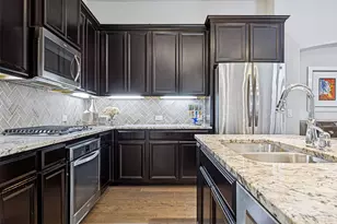 596 Waterloo Dr, Lewisville, TX 75067 - Photo 11