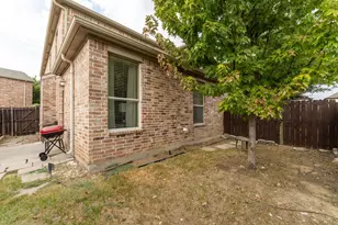 2959 Barcelona Trl, Grand Prairie, TX 75052 - Photo 19