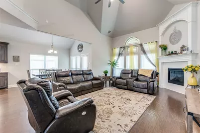 1412 Baynes Drive, McKinney, TX 75071 - Photo 9