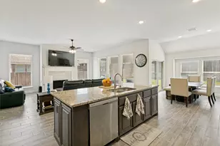 1007 Creekhaven Ln, Mansfield, TX 76063 - Photo 13