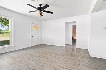 1031 Ritchey Street, Gainesville, TX 76240 - Photo 21