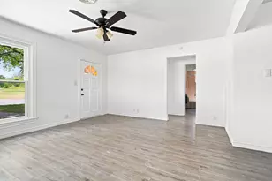 1031 Ritchey St, Gainesville, TX 76240 - Photo 21