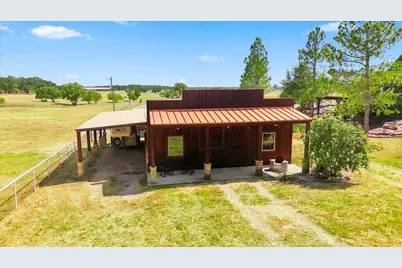9229 Hub Clark Road, Pilot Point, TX 76258 - Photo 31