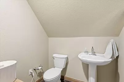 9229 Hub Clark Road, Pilot Point, TX 76258 - Photo 25