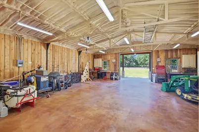 9229 Hub Clark Road, Pilot Point, TX 76258 - Photo 33