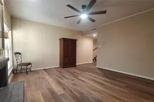 2022 Brookside Dr, Grapevine, TX 76051 - Photo 7