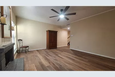 2022 Brookside Drive, Grapevine, TX 76051 - Photo 7