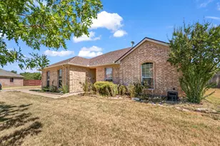 116 Butternut Ct, Weatherford, TX 76088 - Photo 3