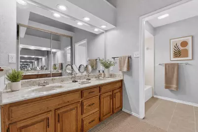 5548 Village Green Drive, Mesquite, TX 75150 - Photo 19