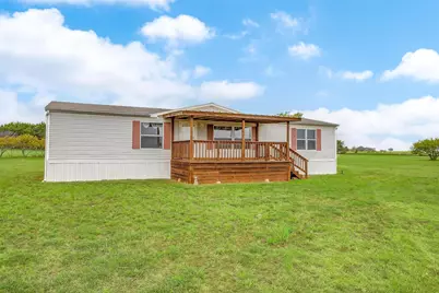 9064 Summit Court E, Cleburne, TX 76033 - Photo 15