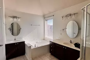 7585 Ravenhill Dr, Frisco, TX 75035 - Photo 29