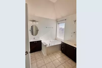 7585 Ravenhill Drive, Frisco, TX 75035 - Photo 27