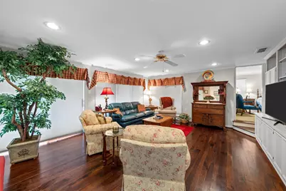 1300 Circlewood Drive, Woodway, TX 76712 - Photo 13