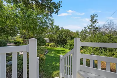 1300 Circlewood Drive, Woodway, TX 76712 - Photo 31