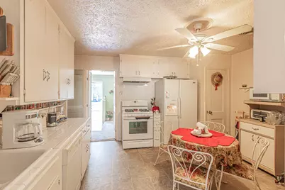 3723 Texas Drive, Dallas, TX 75211 - Photo 9