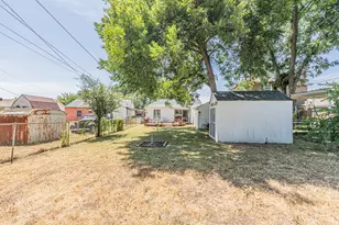 3723 Texas Dr, Dallas, TX 75211 - Photo 3