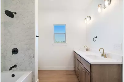 225 Private Road 33083, Sumner, TX 75486 - Photo 13