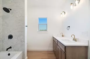 225 Private Road 33083, Sumner, TX 75486 - Photo 13